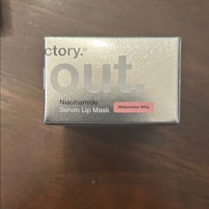 Victory Out Niacinamide Lip Mask - Watermelon Whip